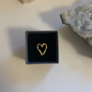 Milou ring  - 55kr/st, justerbara, gjorda i rostfritt stål vilket innebär att de inte färgar av sig eller tappar färg💞 Beställ via Plick eller Bernberg.quickbutik.se🤗