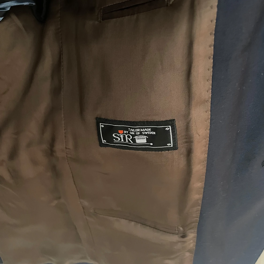 Marinblå studentkostym från Sir of Sweden - 2