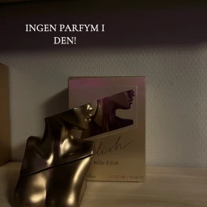 Billie Eilish (50ml) - Ingen parfym i, säljer den mer som dekoration. 