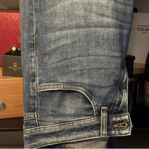 Tiger of sweden jeans - Snygga klassiska slimfit tiger of sweden jeans. Dessa byxor är oanvända och är i storlek 29/32. Nypris 1600, mitt pris 800 kr