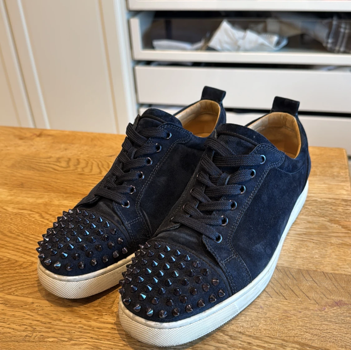 Christian Louboutins m Spikar - 2