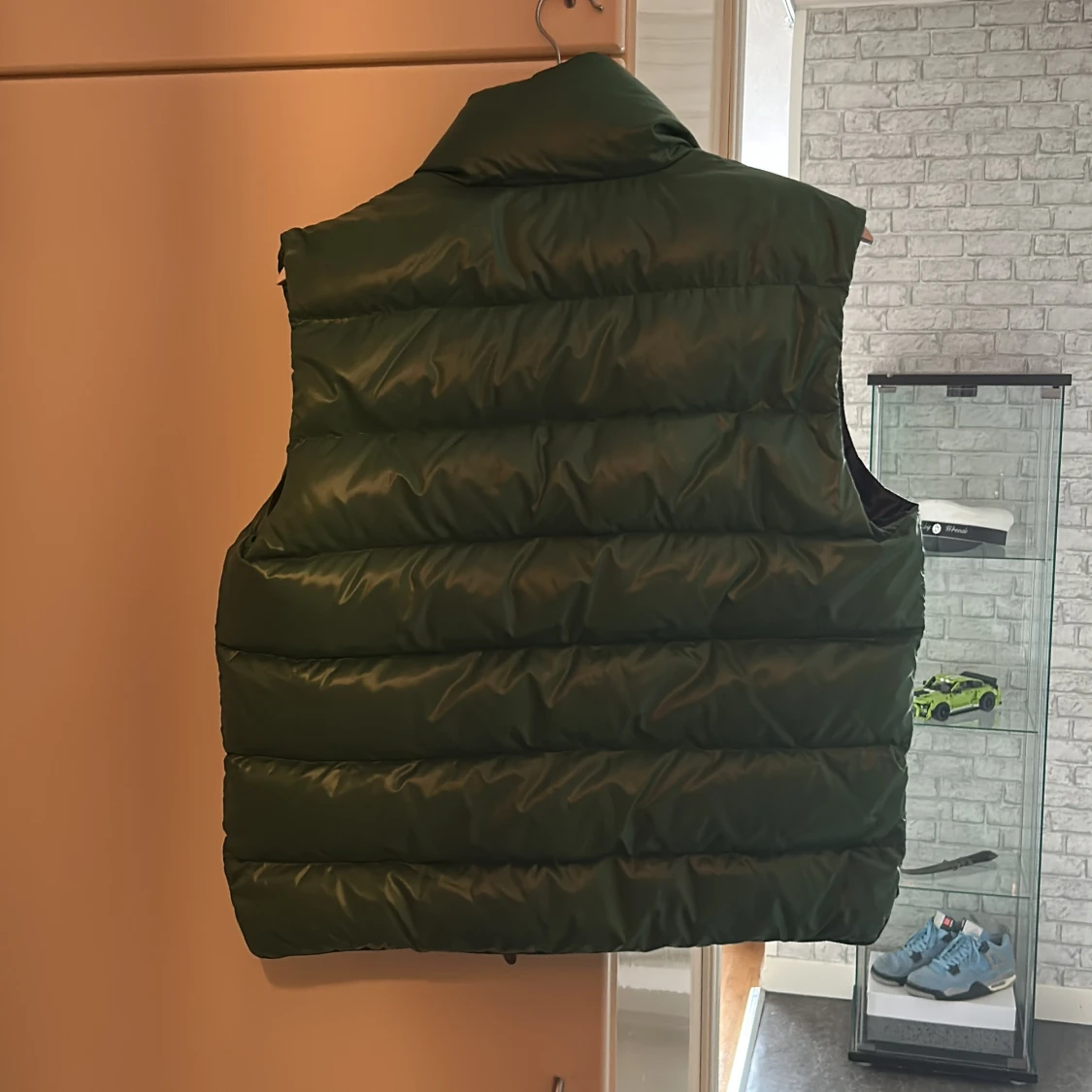 Grön dunväst från Moncler - 2