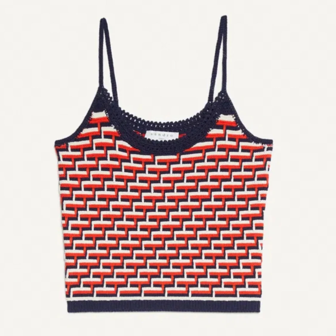 Sandro Mönstrad stickad linnetopp