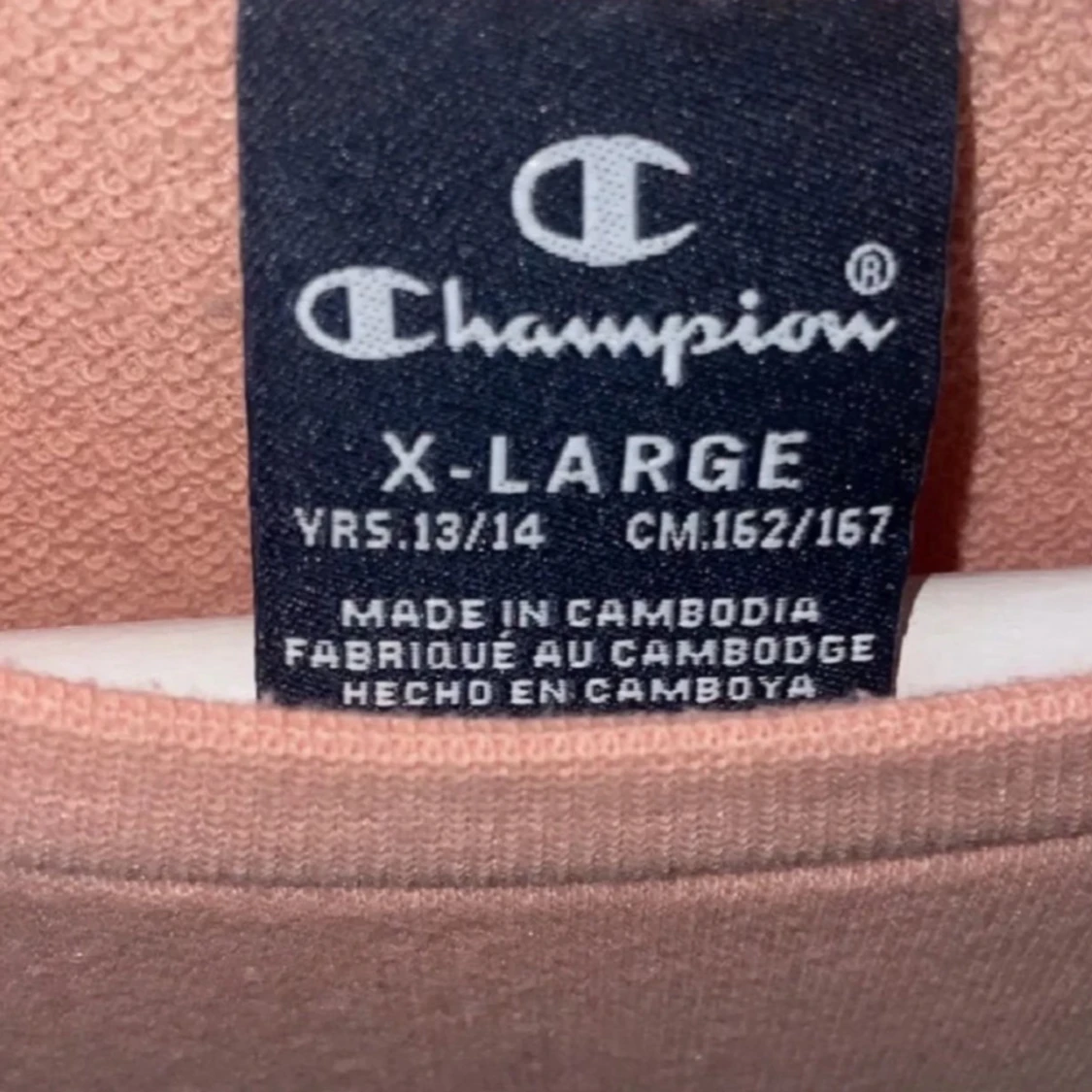 Ljusrosa sweatshirt från Champion - 1