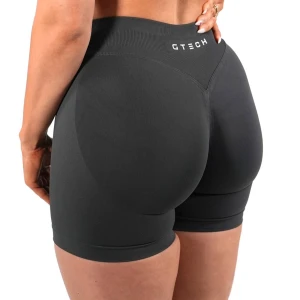 Svarta seamless shorts från GTECH - Svarta seamless shorts från GTECH med lägre midja och tight passform. 