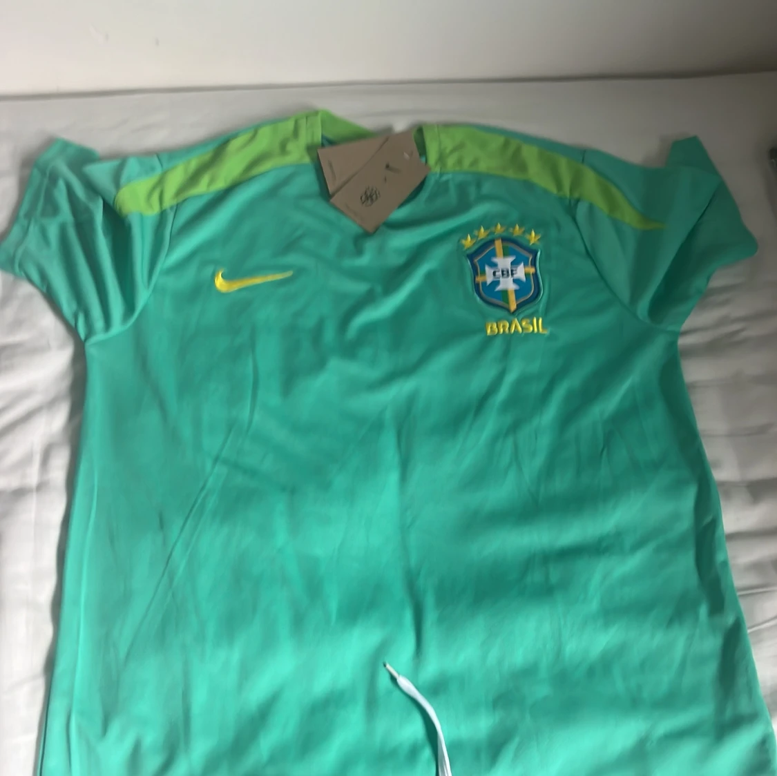 Brasilien fotbollströja och shorts från Nike - 2