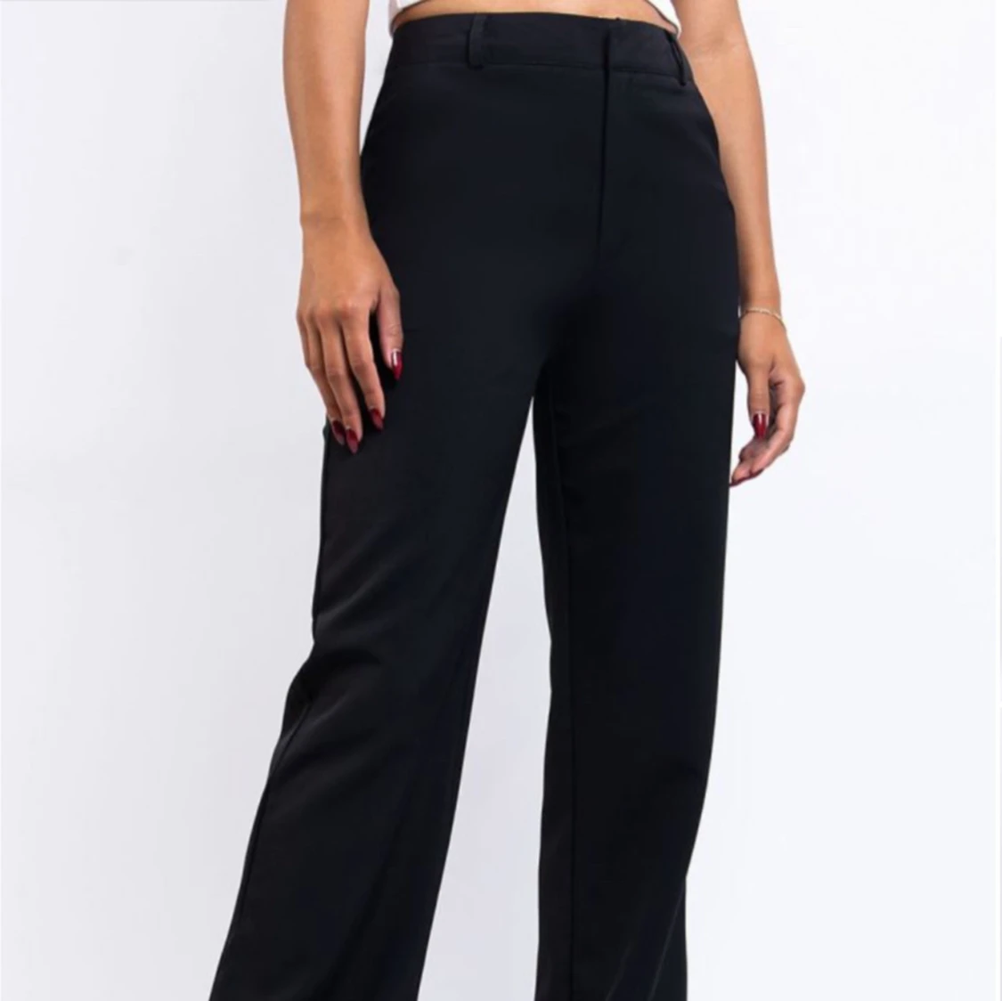 Svarta kostymbyxor med rak passform