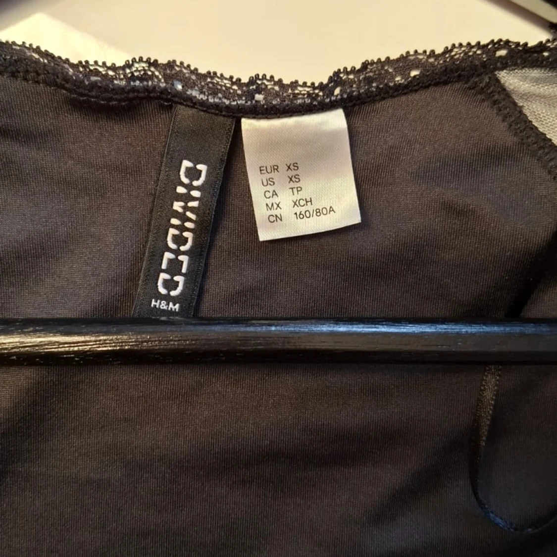 Svart och grå rutig topp från H&M Divided - 2