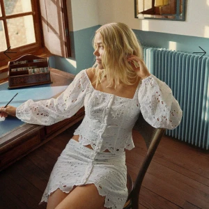 Sett från NA-KD - Super snyggt sett från Nakd, endast testat!! Både toppen och kjolen är i storlek 36 🩷🩷