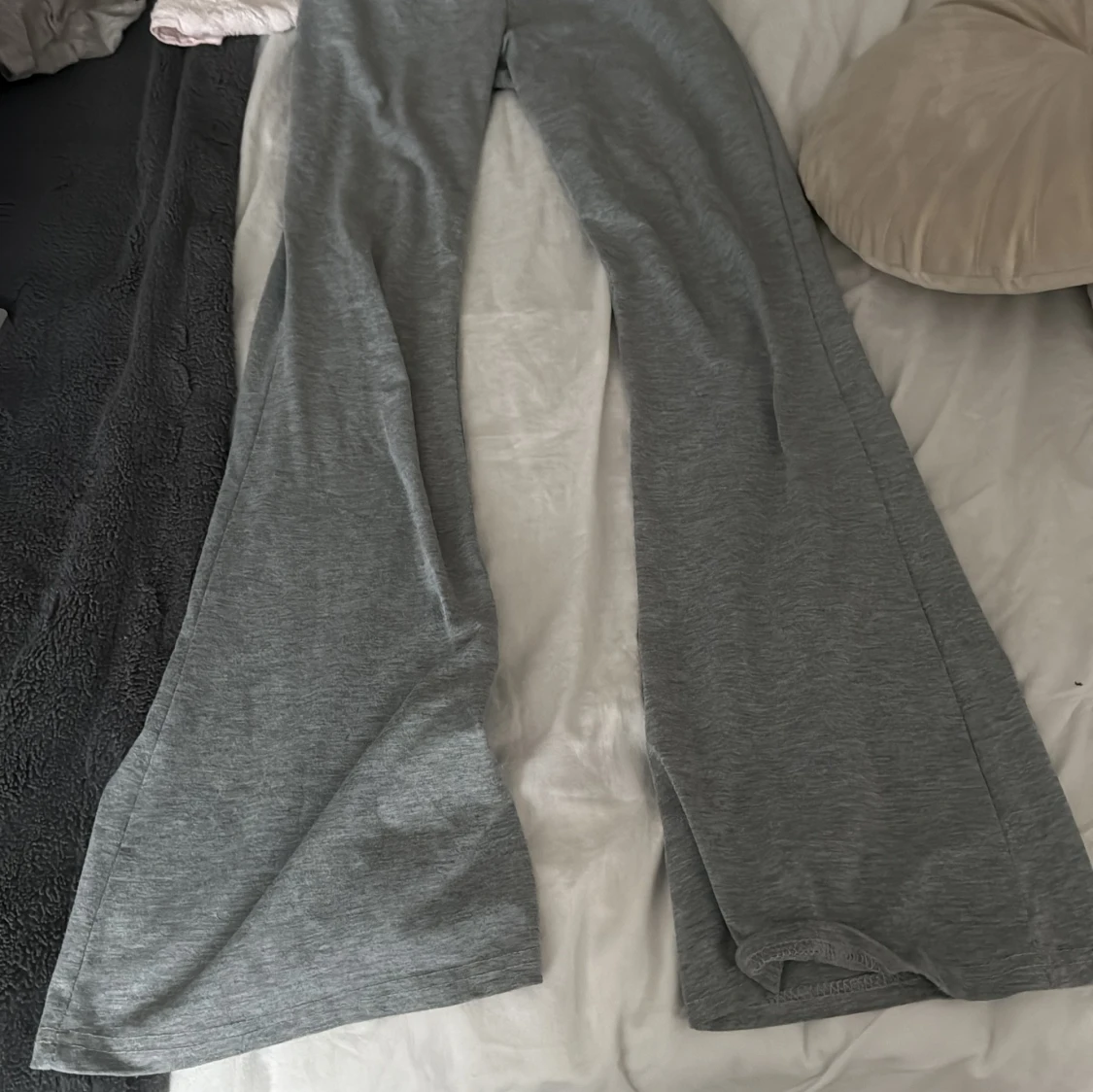 Grå bootcut yogapants - 2