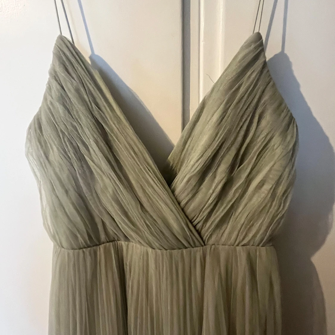 Ljusgrön ballångklänning i tyl - 1