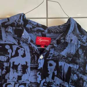 Supreme New York Button Up Shirt. SS18. Size M.