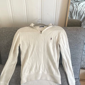 Polo Ralph Lauren half zip - Skick:9/10 Storlek:S  