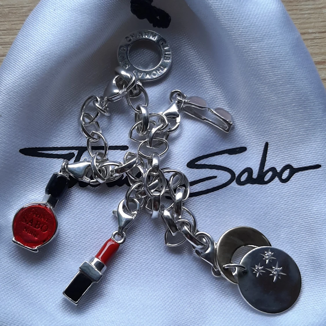 THOMAS SABO ARMBAND M BERLOCKER. 
