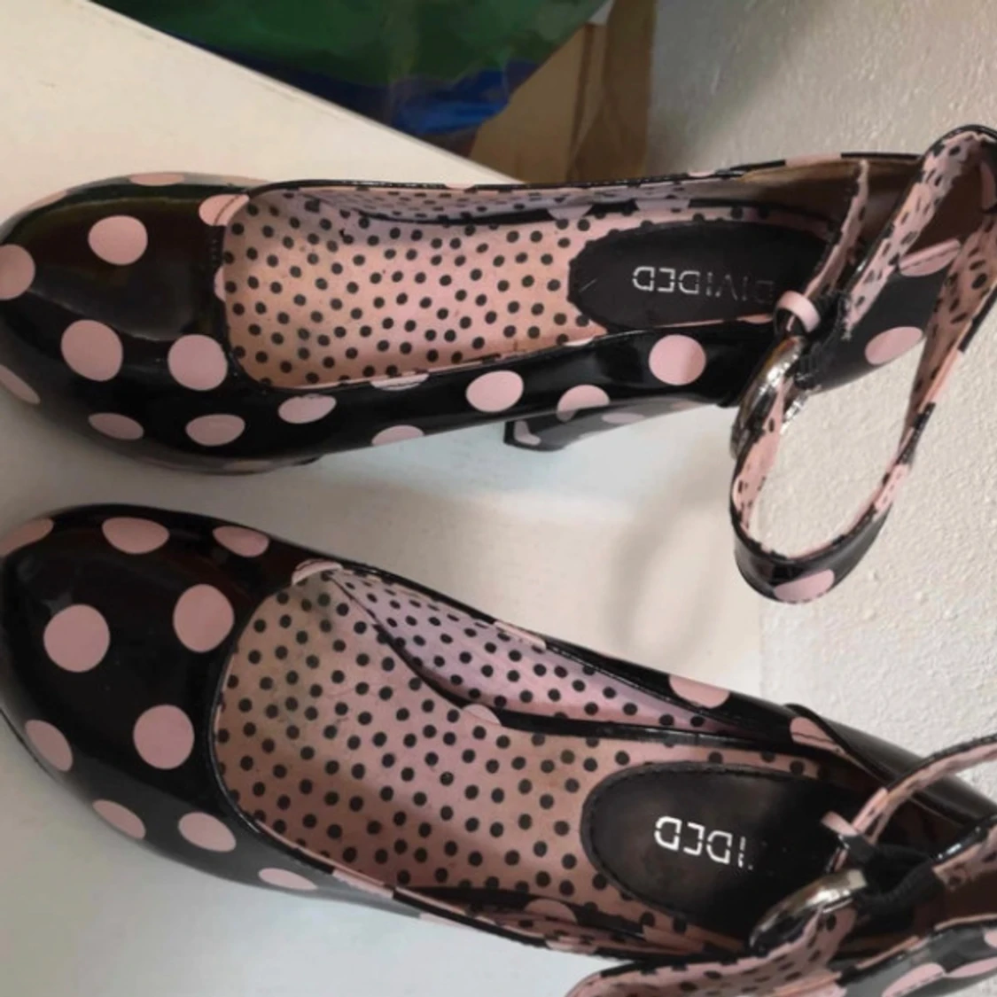 Prickiga klackar - 90