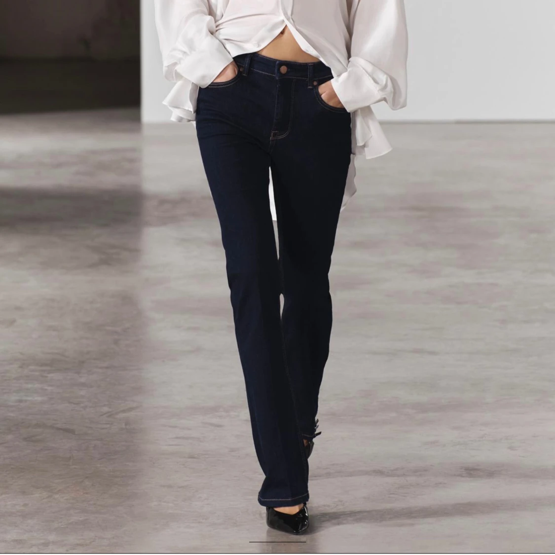 Zara mid rise flare jeans