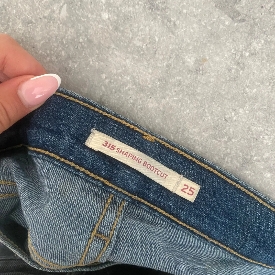 Levis bootcut jeans  - 92
