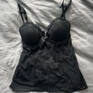 Topp - Fin topp, aldrig använd💖