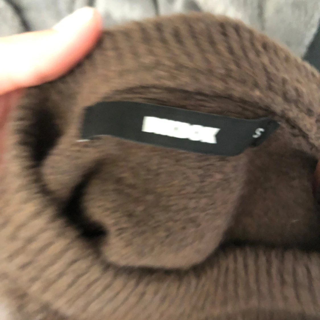 Skön brun tjocktröja - 90