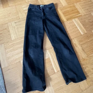 Jens - Säljer dessa fina Jens 