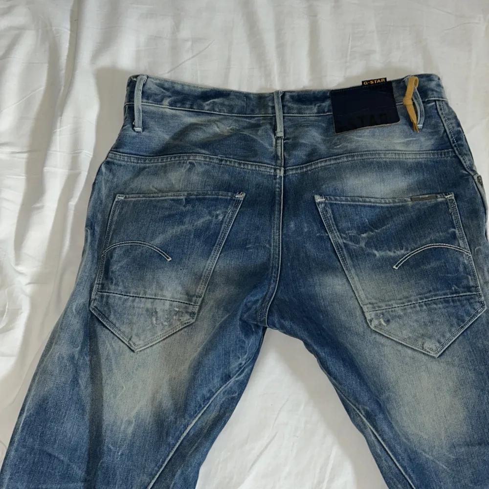 bra skick , längd 34 , midja 33. Jeans & Byxor.