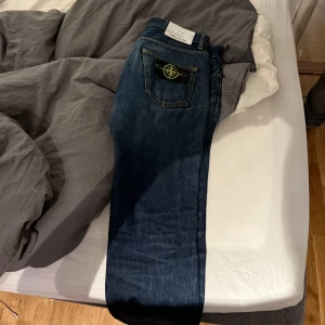 Stone island jeans - Passar mig inte längre