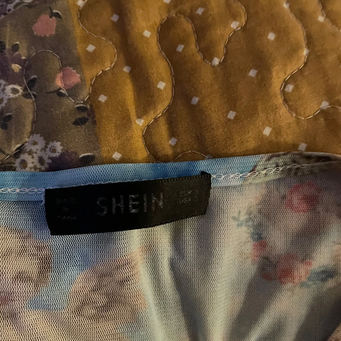 Blå långärmad topp med änglamotiv  - 91