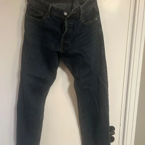 Jack and jones byxor - Ett par jättesnygga jeans från jack and jones, använda typ 5 gånger, nypris:600kr, mitt pris:250kr