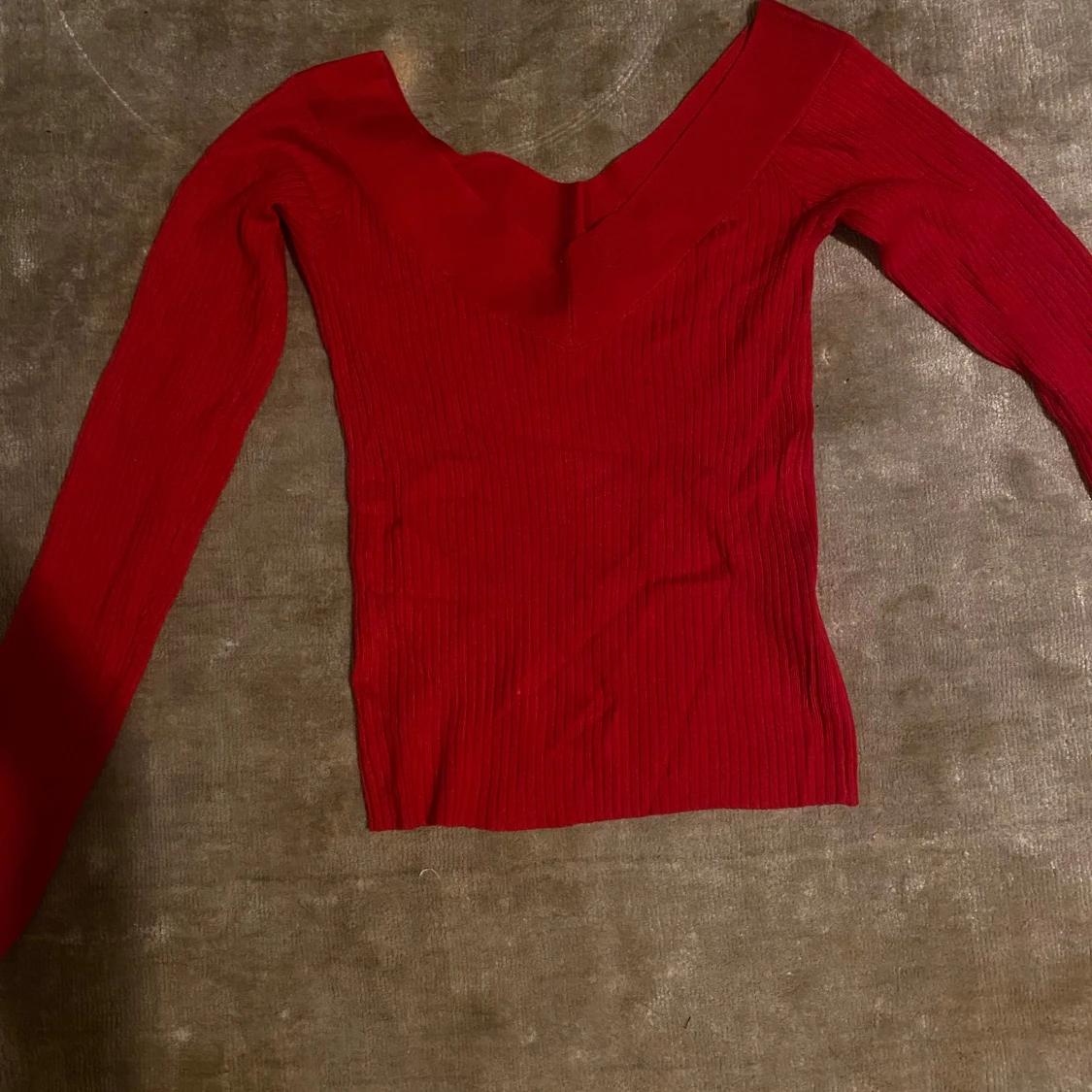 Röd ribbad topp från H&M