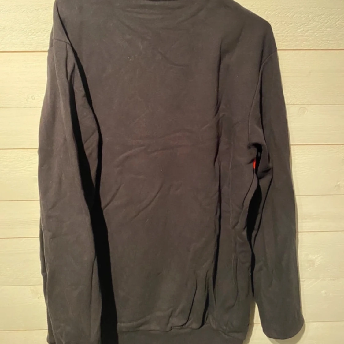 Svart långärmad tröja från Ellesse - 91