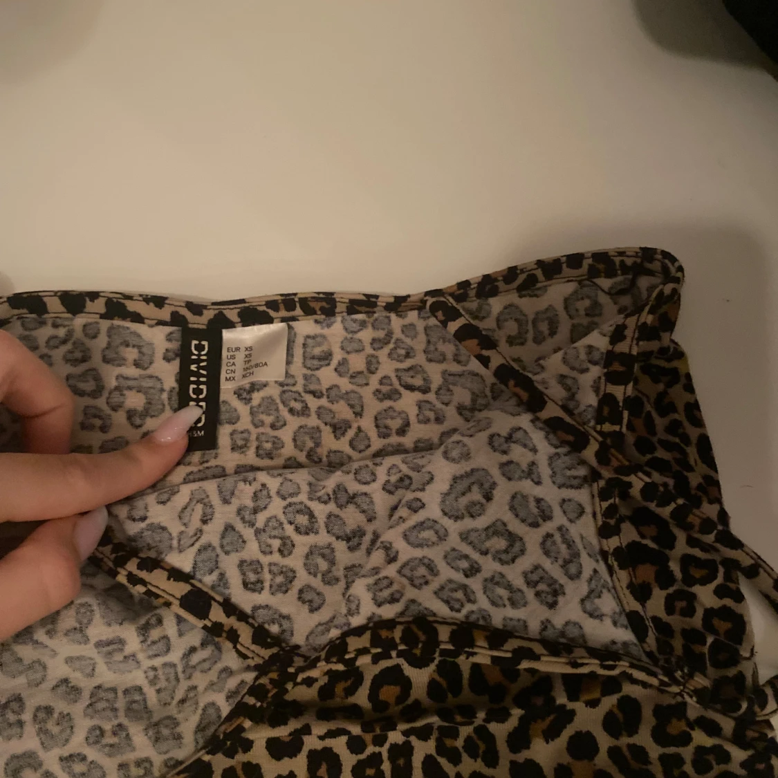 Leopardmönstrad linnetopp från HM - 91