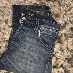 Jack & Jones Jeans - Bra skick, skit snygga. Bra pass form också. W29 L31