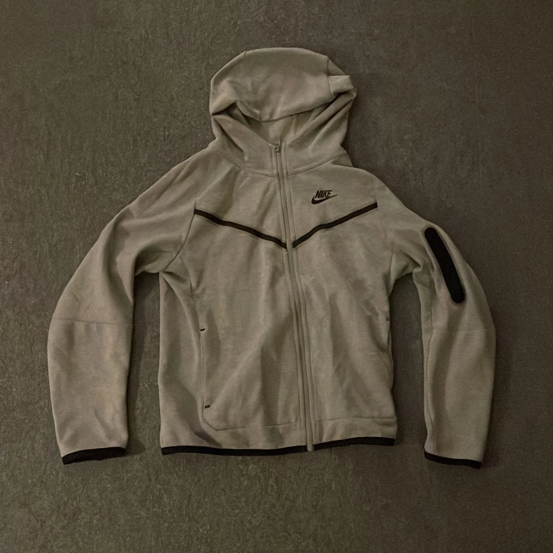 Nike tech fleece 