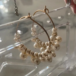 Örhänge  - Örhänge från hm 