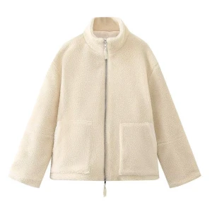 Teddyjacka - Vit/beige teddyjacka från Merley i storlek S. Aldrig använd pga fel storlek.