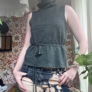 Superfin polo - Säljer denna välkända polon med skärp ifrån zara, som passar perfekt nu till hösten!! Är i braskick!