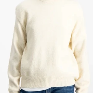 Stickad tröja Gina Tricot  - Stickad tröja från Gina Young i storlek 164 💓