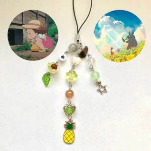 My neighbor totoro nyckelring  - My neighbor totoro nyckelring dom är 100% handgjord av mig! Tryck ej på köp nu utan att fråga mig, Swish betalningar går också bra!🌸