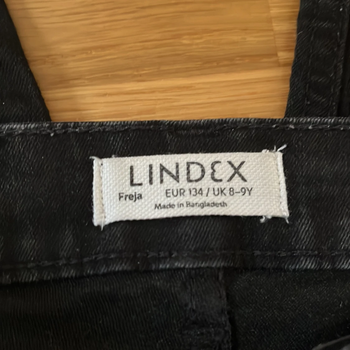 Svarta bootcut jeans från Lindex - 91