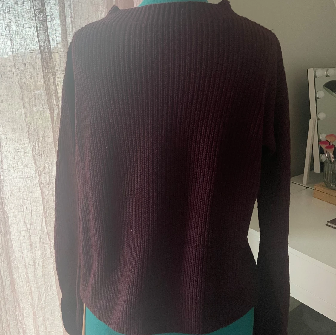 Vinröd stickad tröja - 90