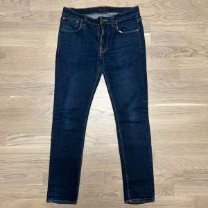 Nudie Jeans Dry 16 | W32 L32 |  Lean Dean = slimfit modell | Nyskick 10/10 | Vid eventuella funderingar så är det bara att höra av sig!