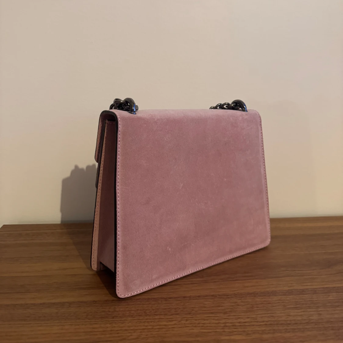 Rosa väska i sammet och läder  - 91