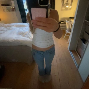 Bootcut jeans  - Jättefina low - boot jeans , säljer pga att de inte kommer till användning längre💗💗