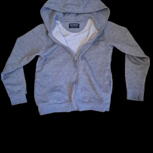 Mckenzie kofta - Bra skick.