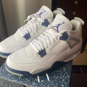 Jordan 4 midnight navy, helt nya - Jordan 4, helt nya