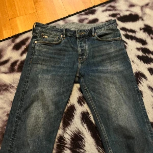 Ea7 byxor  - Helt nya Ea7 byxor 