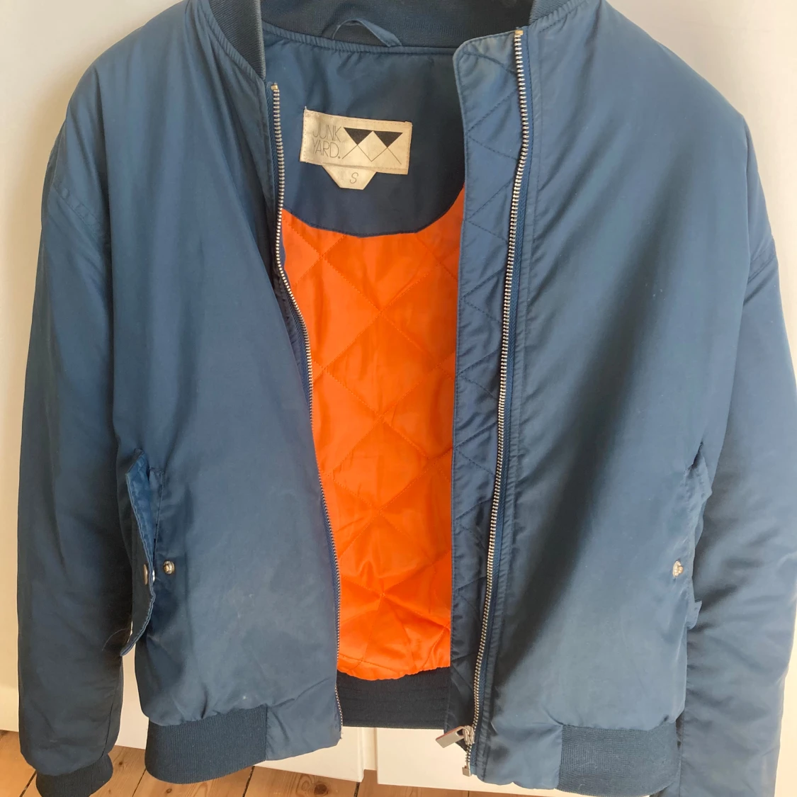 Marinblå bomberjacka - 91