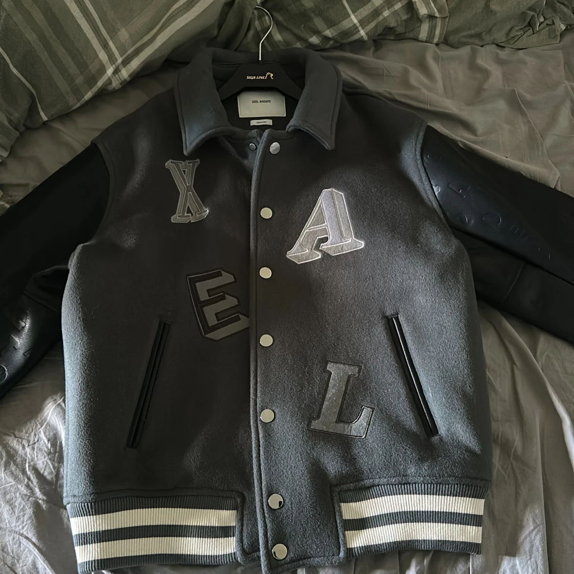 Axel arigato collagejacka  - 90