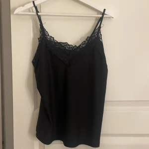 Linne  - Linne från veromoda knappt använd 