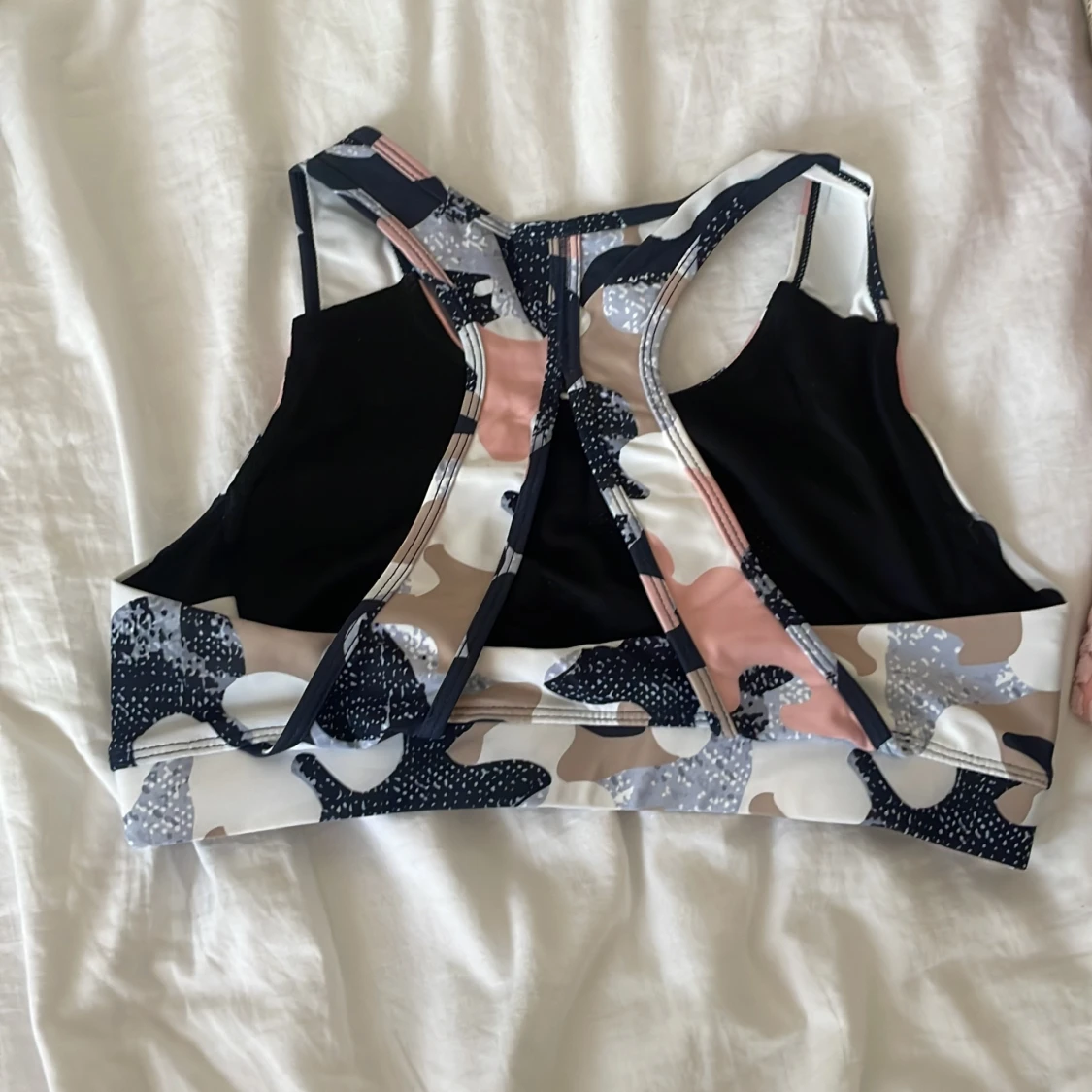 Träningsbyxor med en topp  - 90